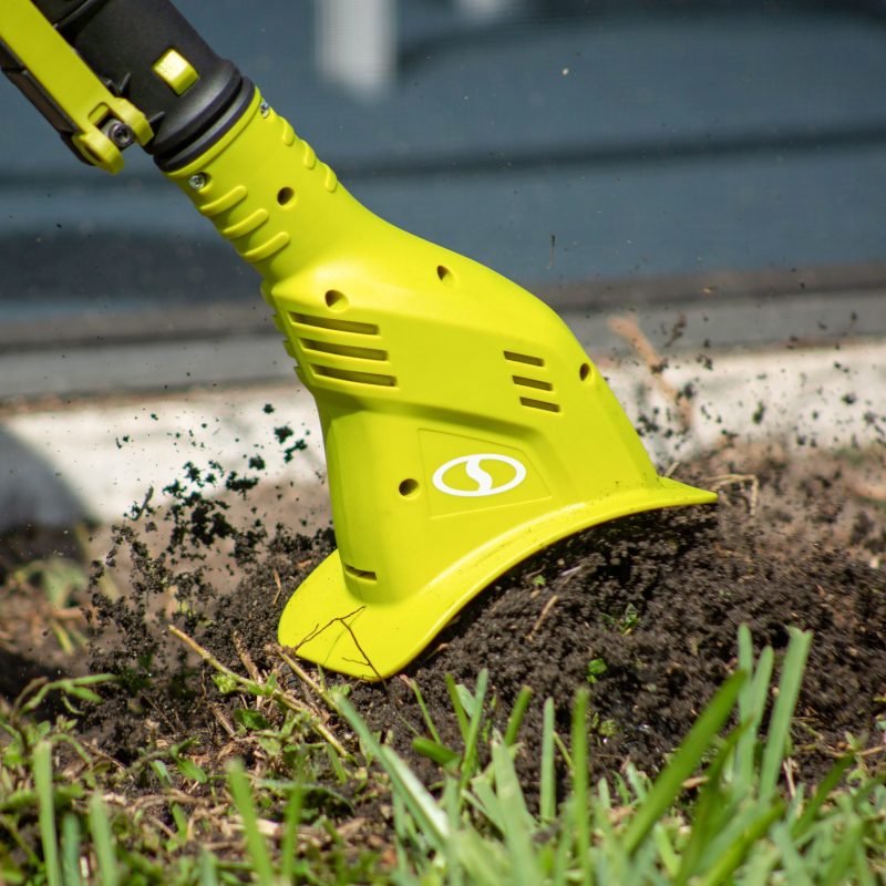 Sun Joe 24V-TLR-LTE-GRN 24-Volt* IONMAX Cordless Garden Tiller + Cultivator Kit | W/ 2.0-Ah Battery + Charger (Green) - 图片 9