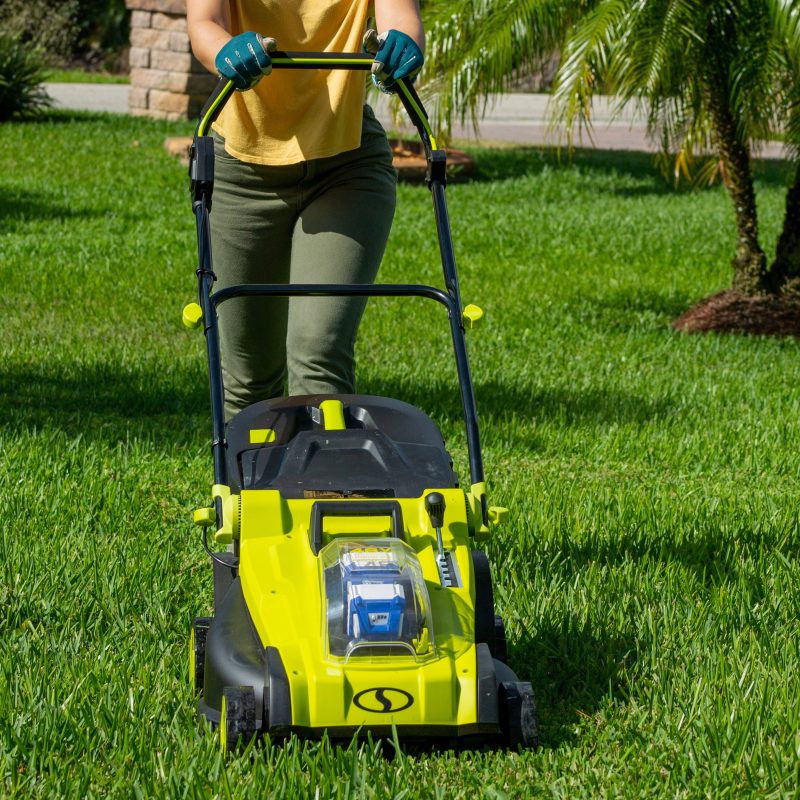Sun Joe 24V-X2-17LM 48-Volt* IONMAX Cordless Lawn Mower Kit W/ Collection Bag | 17-inch | 6-Position | W/ 2 x 4.0-Ah Batteries + Charger - 图片 9