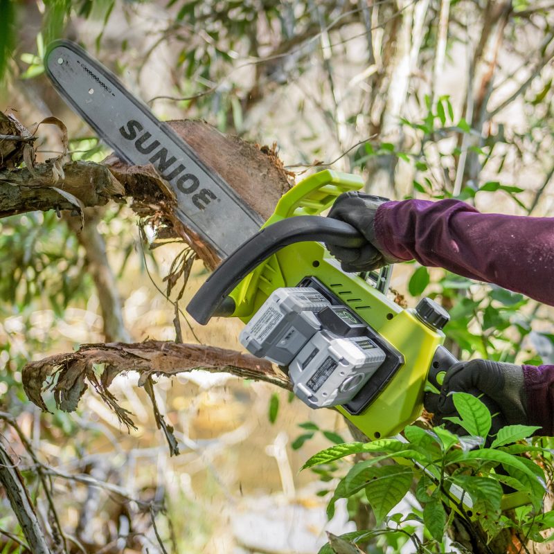 Sun Joe 24V-X2-CS16-CT 48-Volt IONMAX Cordless Chain Saw | 16-inch | Tool Only - 图片 10