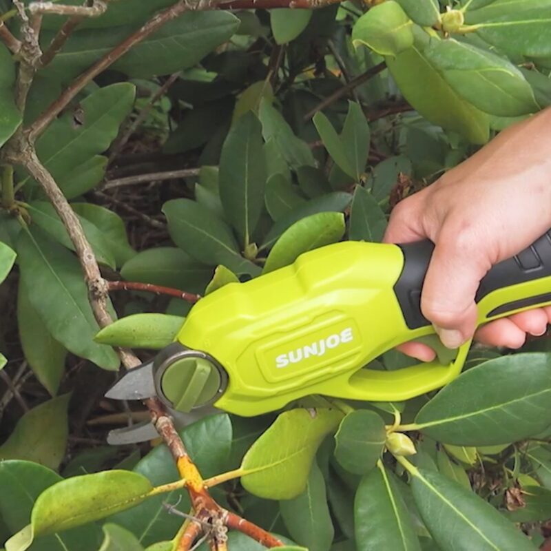 Sun Joe PJ3600C Cordless Rechargeable Power Pruner | 3.6 V | 2000 mAh | 0.6 Sec Rapid Cutting - 图片 4