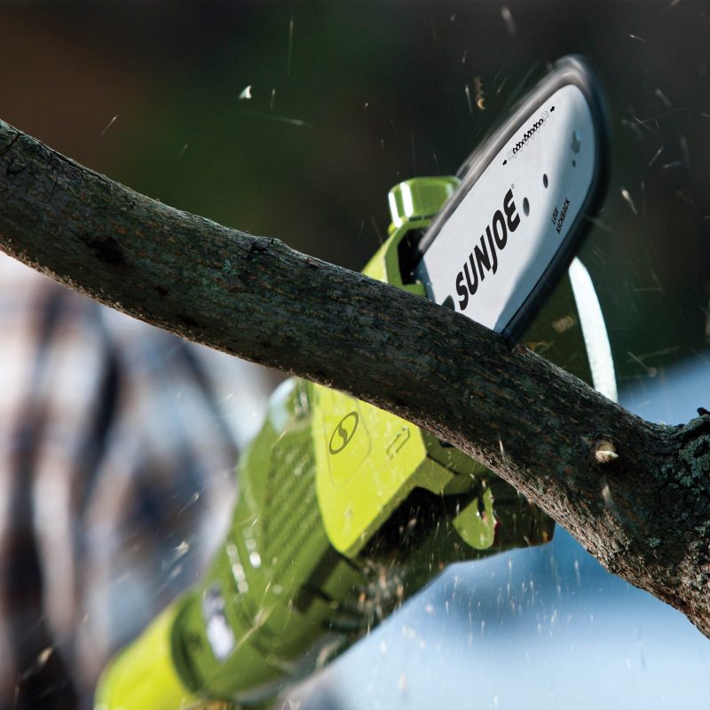 Sun Joe SWJ800E Electric Telescoping Pole Chain Saw | 8-inch | 6.5-Amp | 7.5-inch Cutting Thickness Max - 图片 9